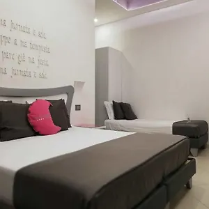 Nunù Hotel Nápoles