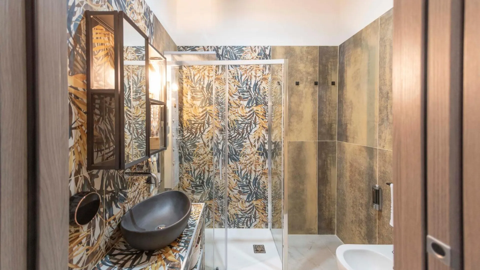 Cola Suites Apartments Rome 0*,