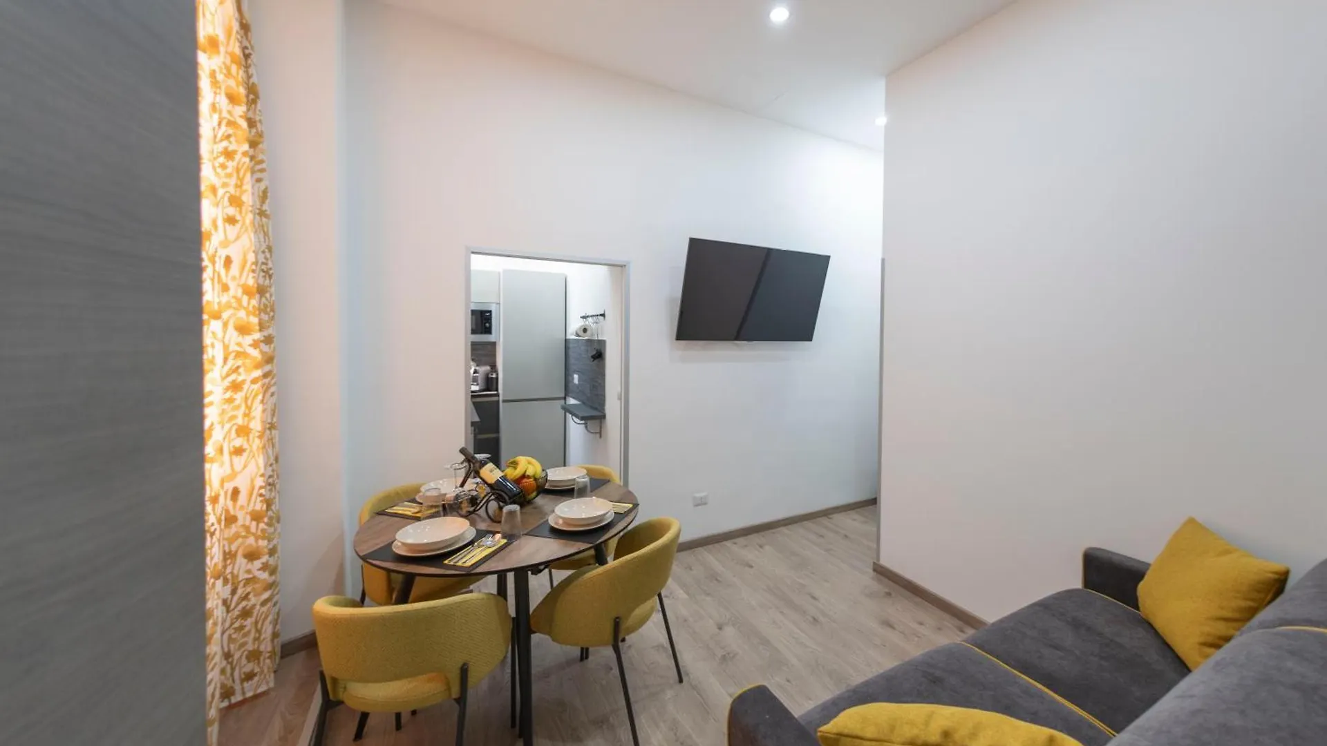 Bed & Breakfast Cola Suites Apartments Rome Italy