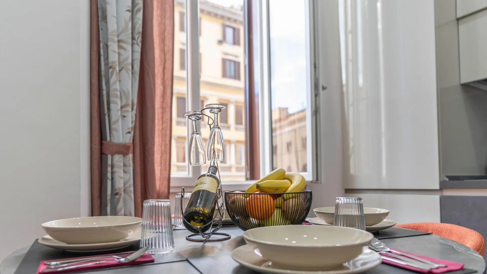 Couette-café Cola Suites Apartments Rome Italie