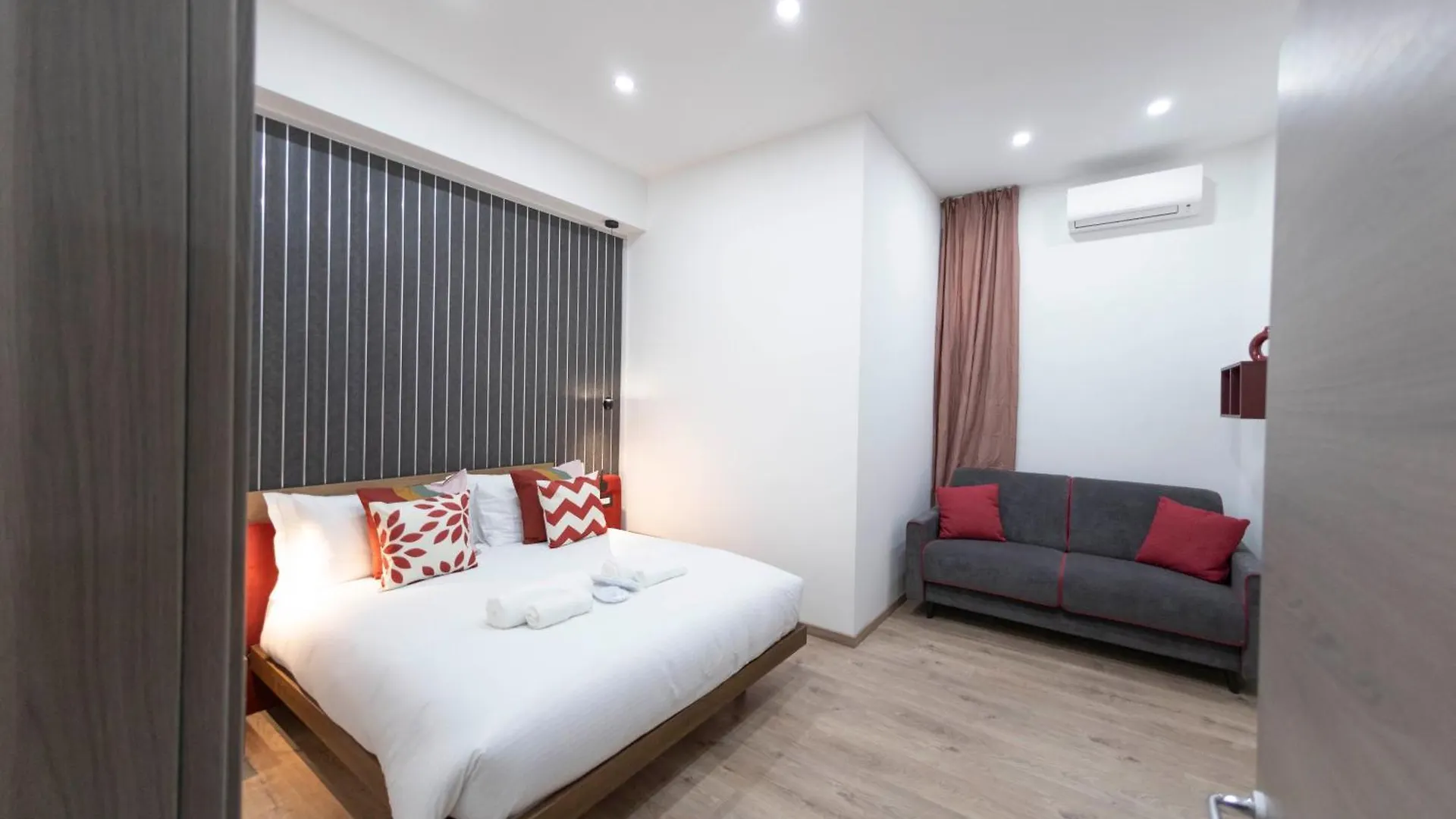 Cola Suites Apartments Rome