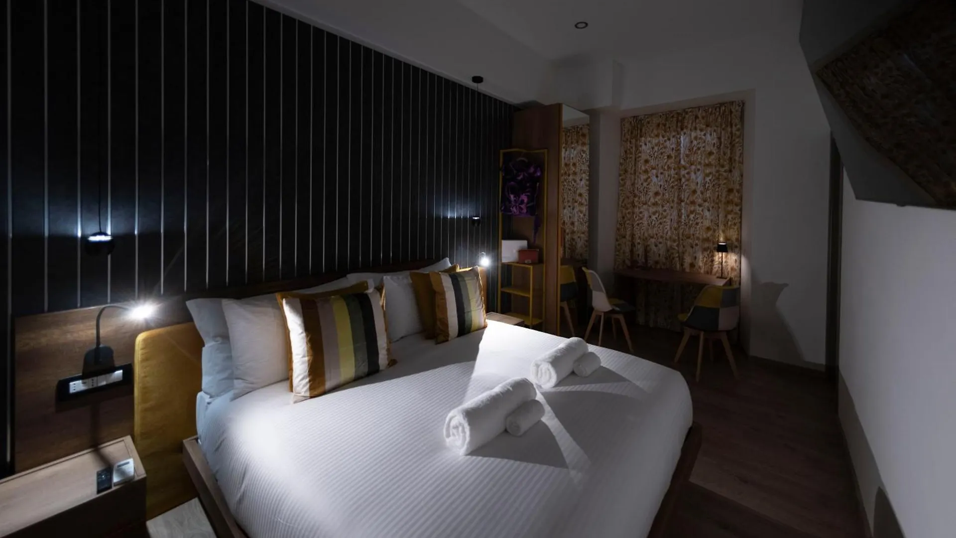 Cola Suites Apartments Rome Couette-café