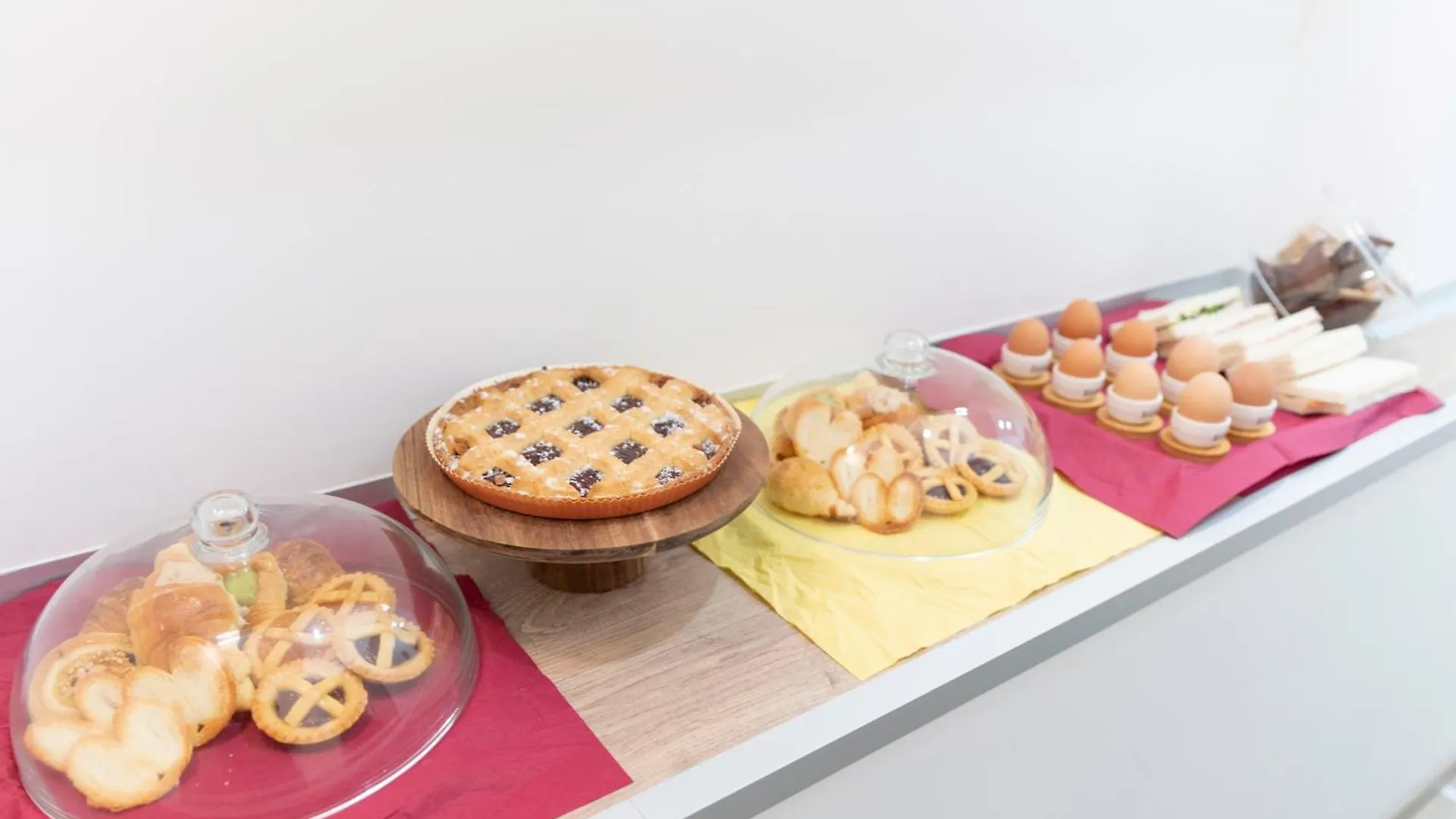 Cola Suites Apartments Rome 0*,  Italie