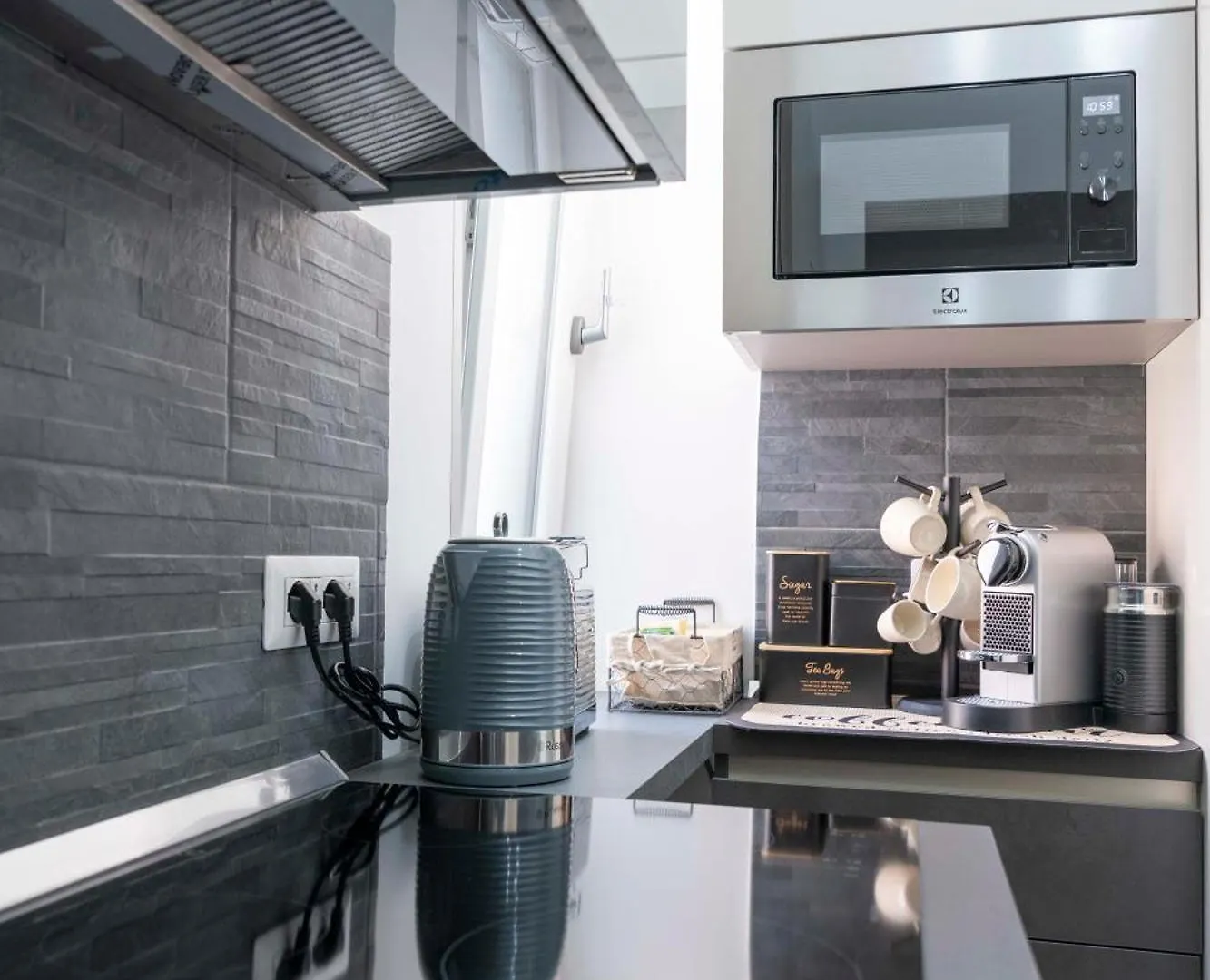 Cola Suites Apartments Rome 0*,  Italie